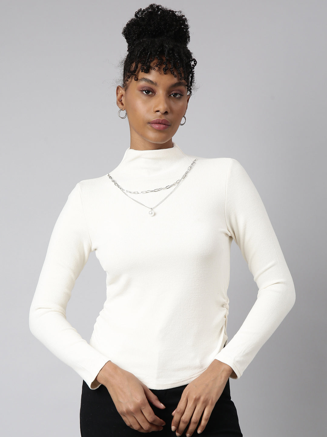 Women's Cream Pack Velvet Fitted Top Comes With Chain
