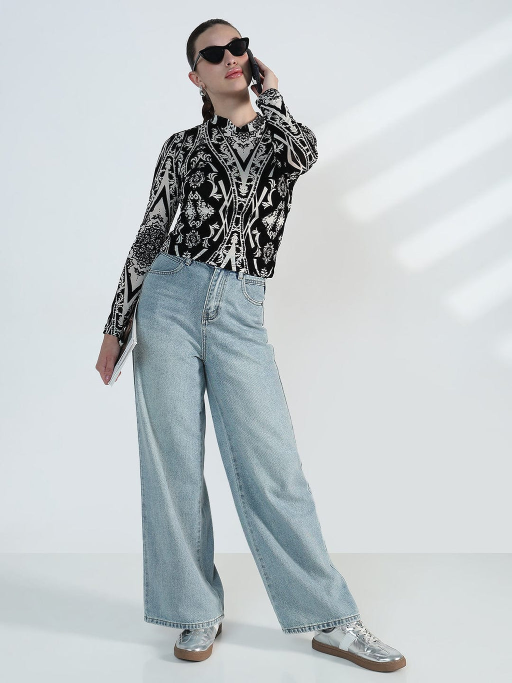 Women's Printed Black Mesh Full Sleeve Top