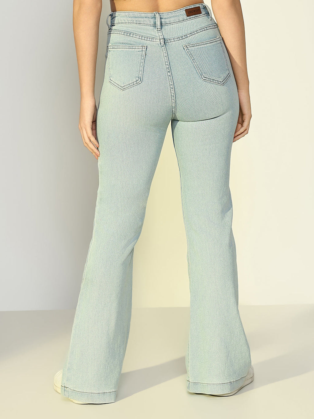 Women's Blue High Rise Flare Fit Jeans with single front Pocket