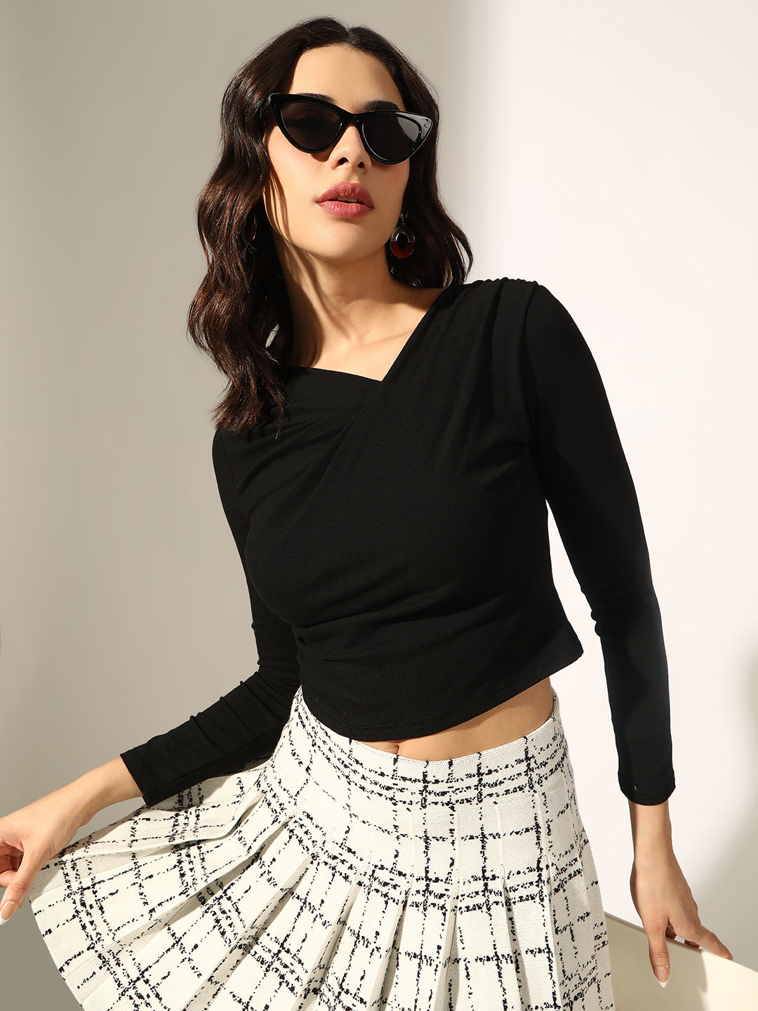 Women's Black Long Sleeve Slim Fit Draped Top