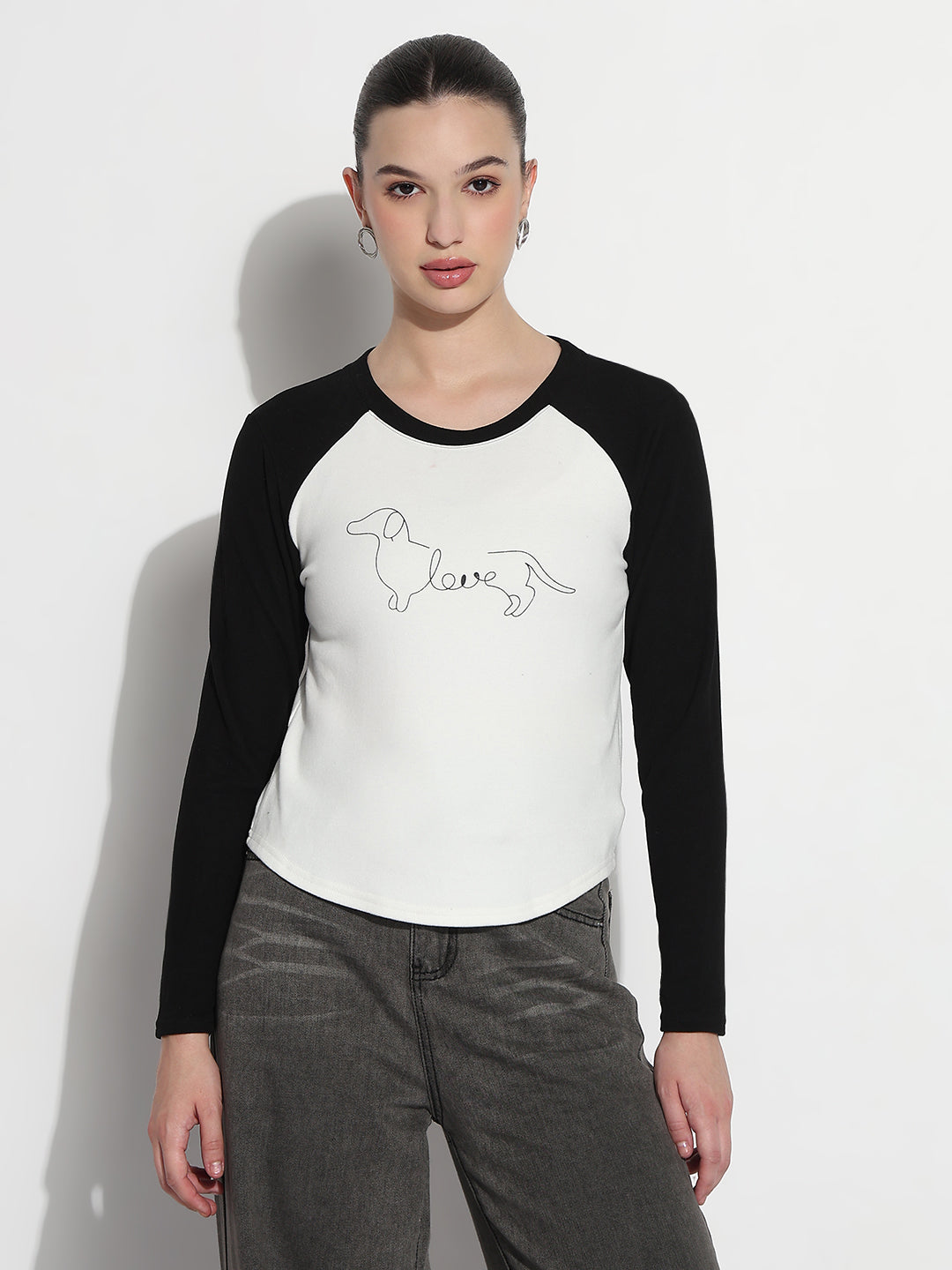Women's Graphic White Round Neck Top