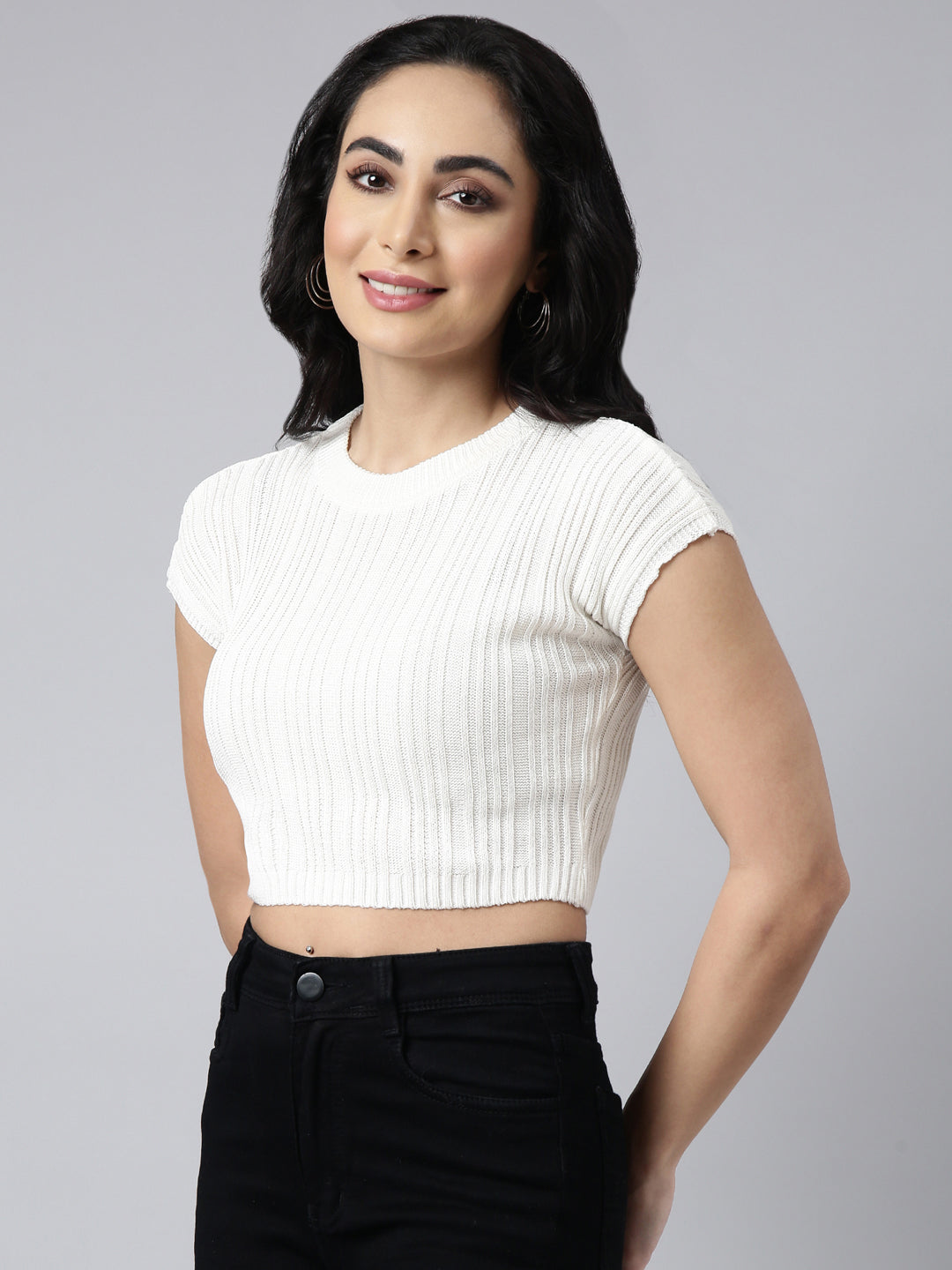 Women's Off White Self Design Fitted Crop Top