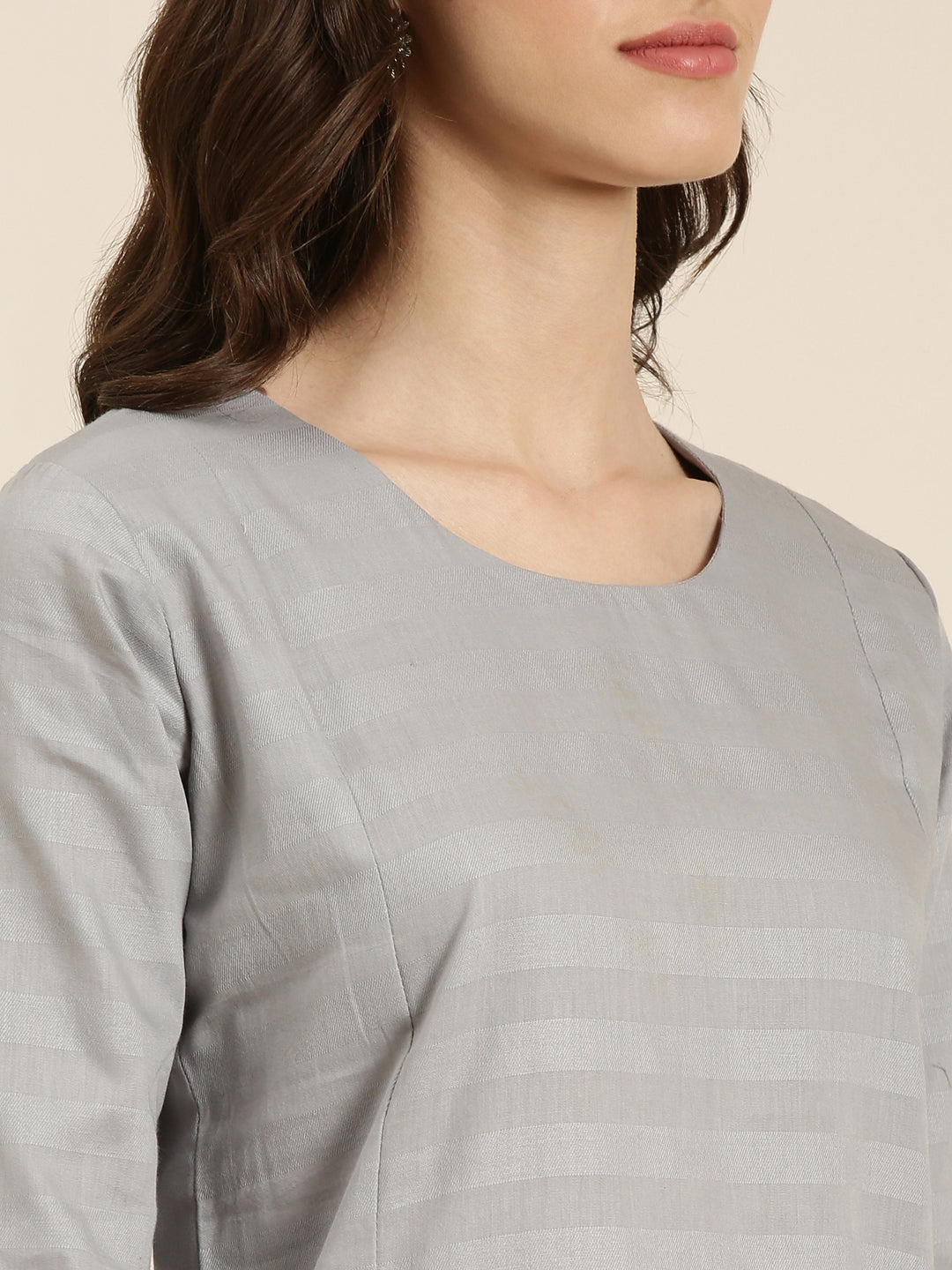 Women's Grey Woven Design Thread Work Straight Kurta