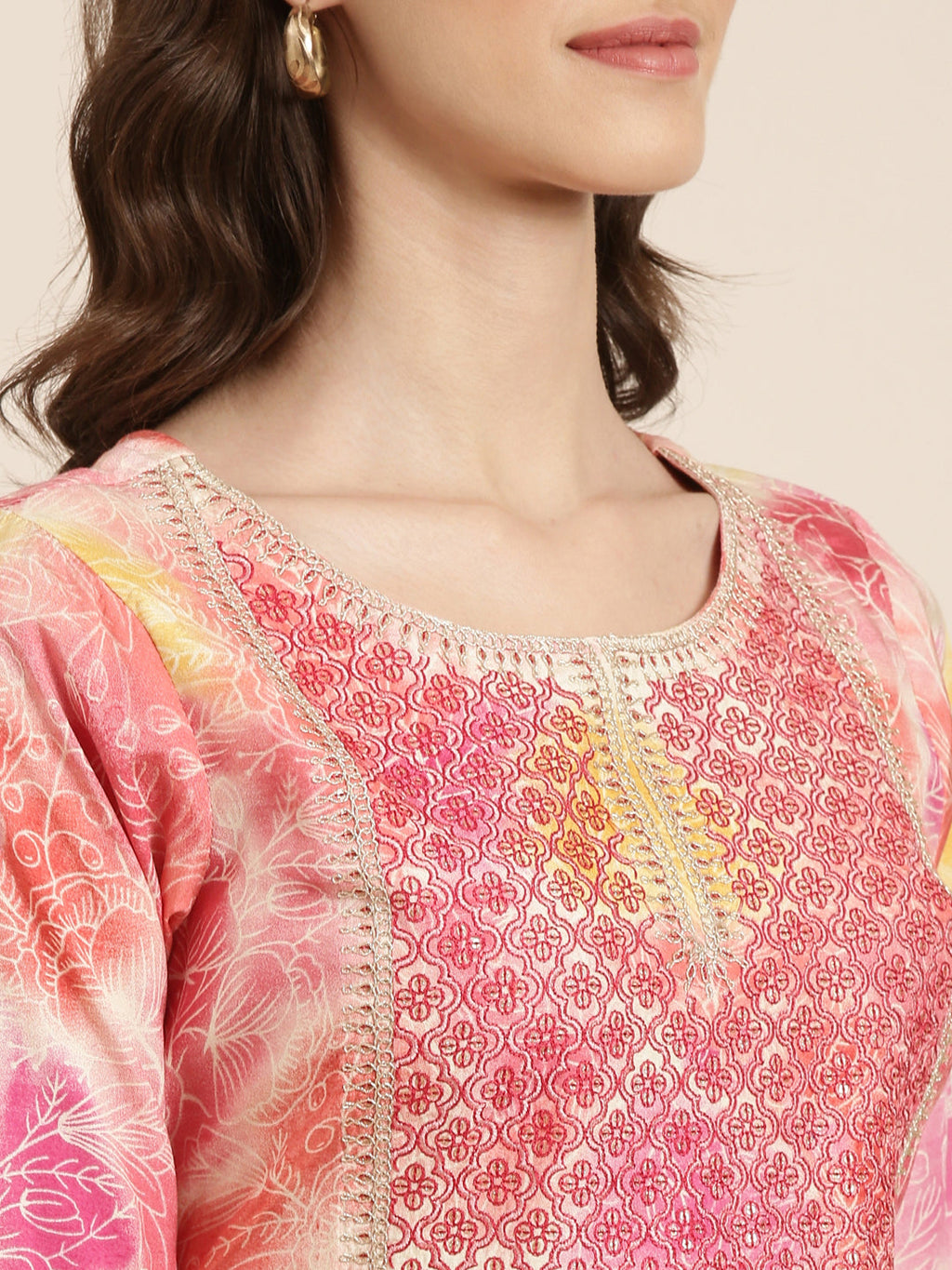 Women's Peach Floral Printed Thread Work Pleated Anarkali Kurta