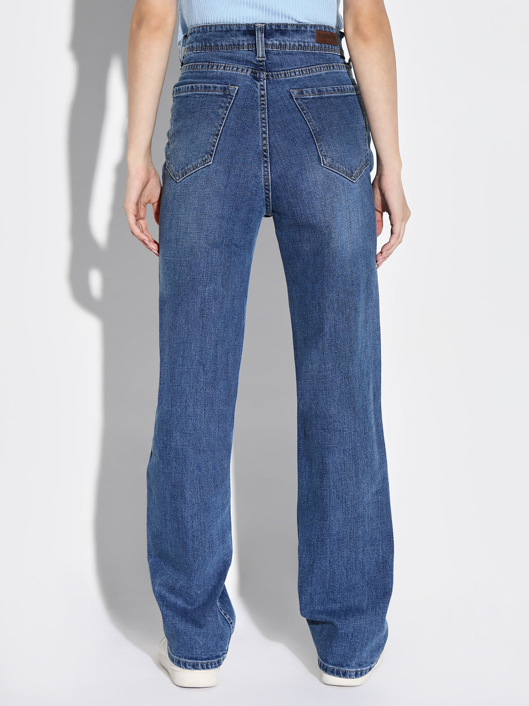 Women's Blue Comfort Wide Leg Light Fade Stretchable Jeans