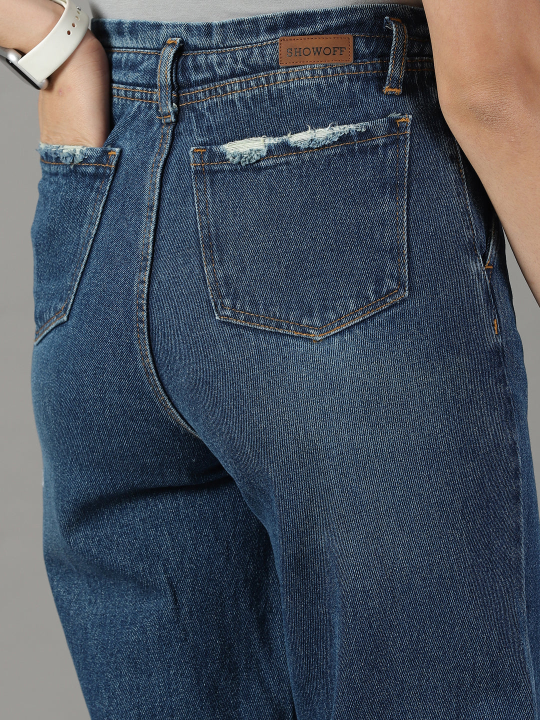 Women's Blue Wide Leg High-Rise Mildly Distressed Light Fade Acid Wash Stretchable Jeans