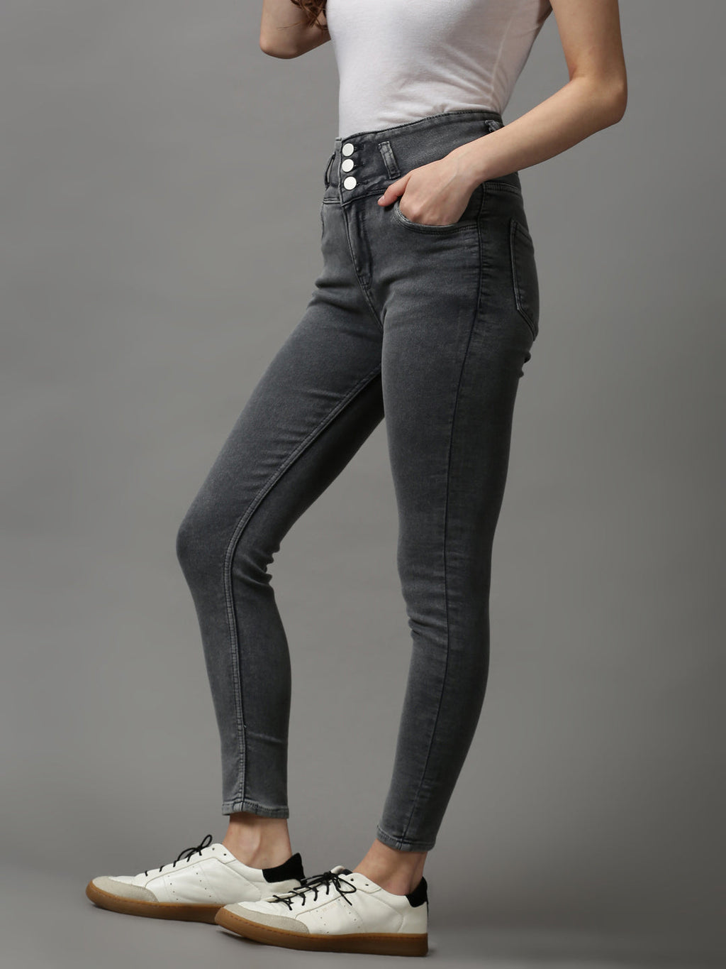 Women's Grey Skinny Fit High-Rise Slash Knee Stretchable Denim Jeans