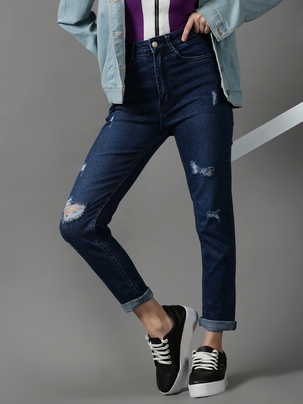 Women's Navy Blue Slim Fit Mildly Distressed Light Fade Stretchable Denim Jeans