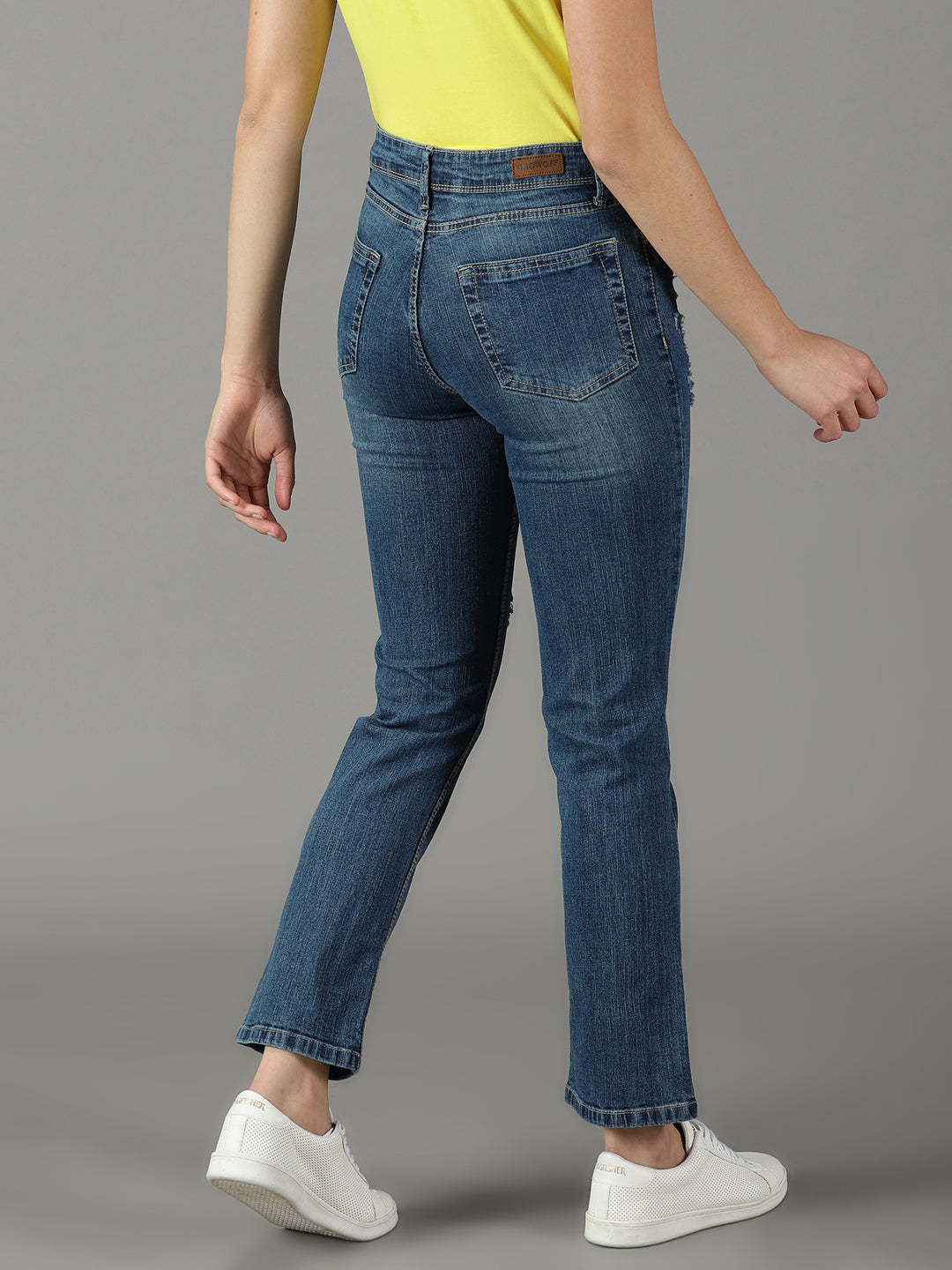 Women's Navy Blue Relaxed Fit High-Rise Mildly Distressed Light Fade Stretchable Cotton Jeans