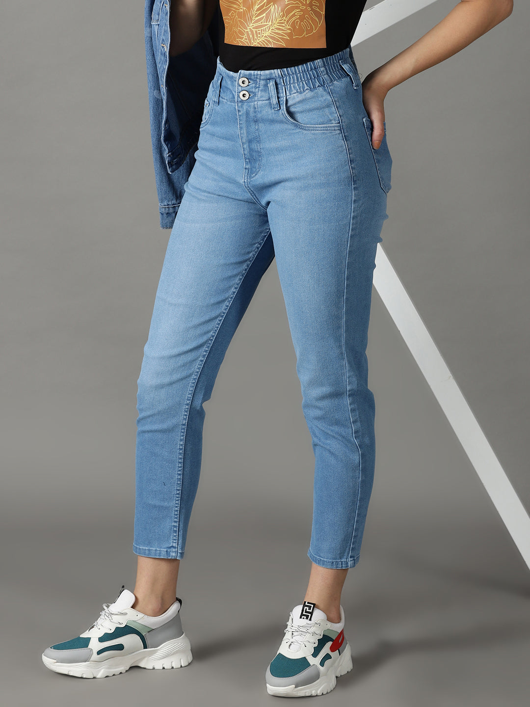 Women's Blue Boyfriend Fit High-Rise Light Fade Stretchable Jeans