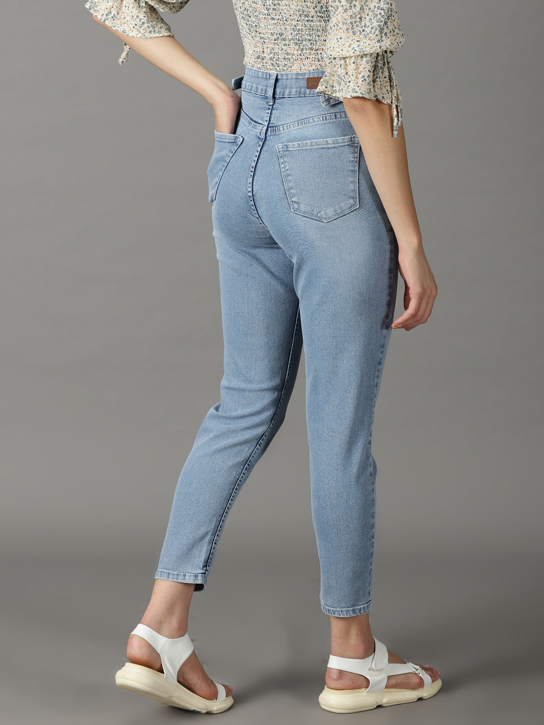 Women's Blue High-Rise Light Fade Stretchable Cotton Jeans