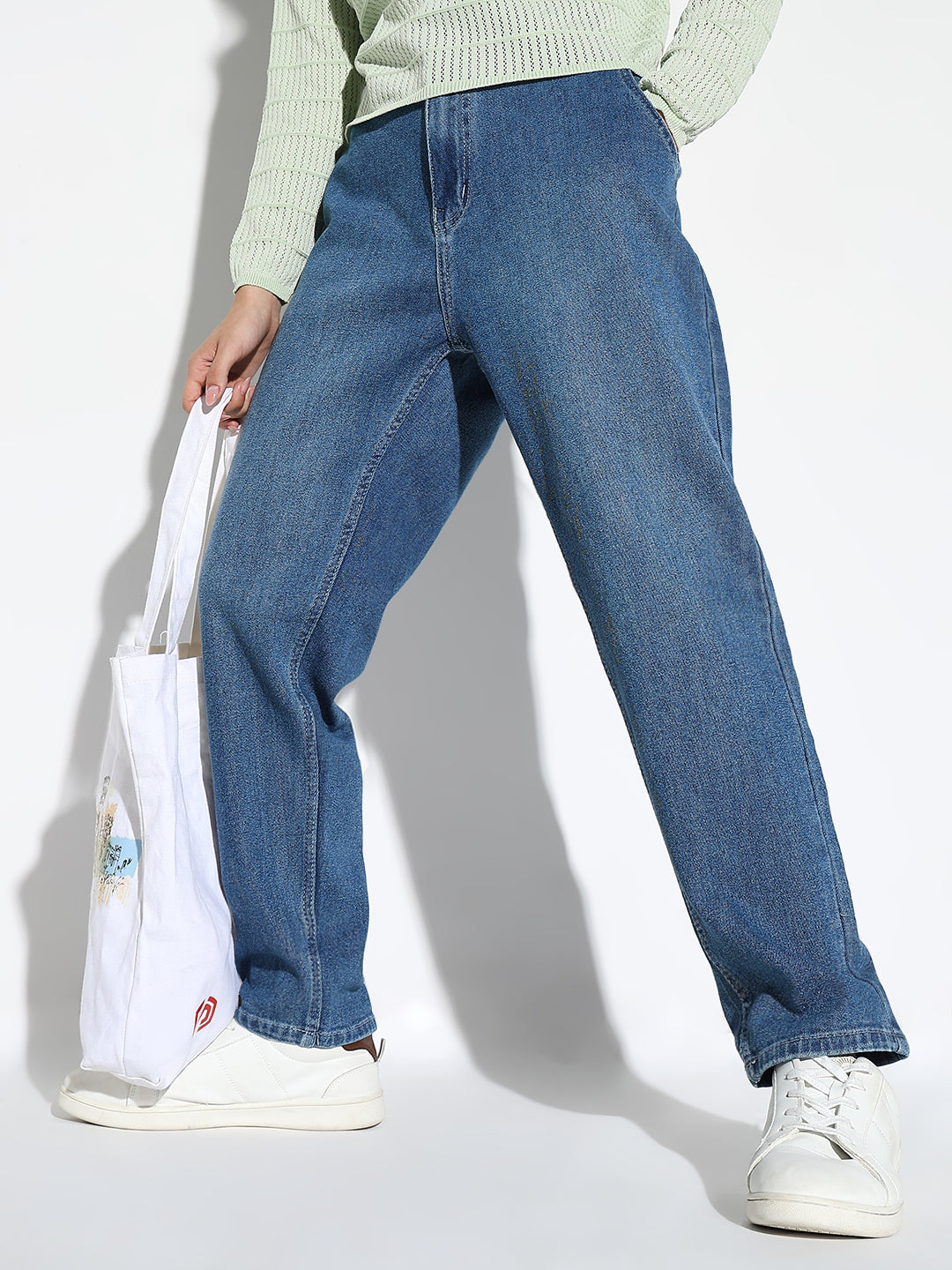 Women's Blue Solid Comfort Light Fade Acid Wash Stretchable Jeans