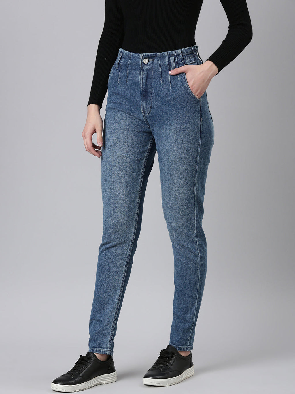 Women's Blue High-Rise Mom Fit Denim Jeans