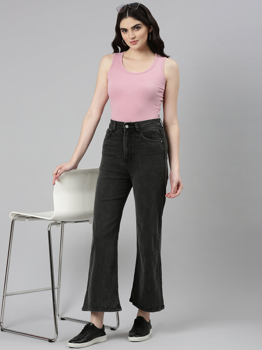 Women's Dark Grey Wide Leg Mid-Rise Cropped Denim Jeans