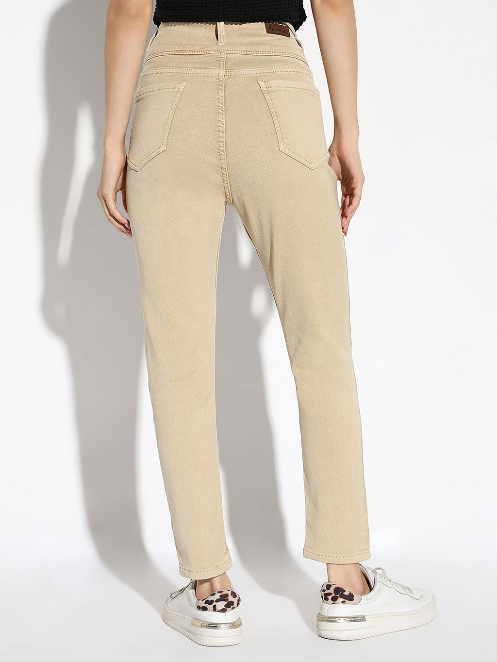 Women's Beige Comfort Slim Fit Light Fade Denim Jeans