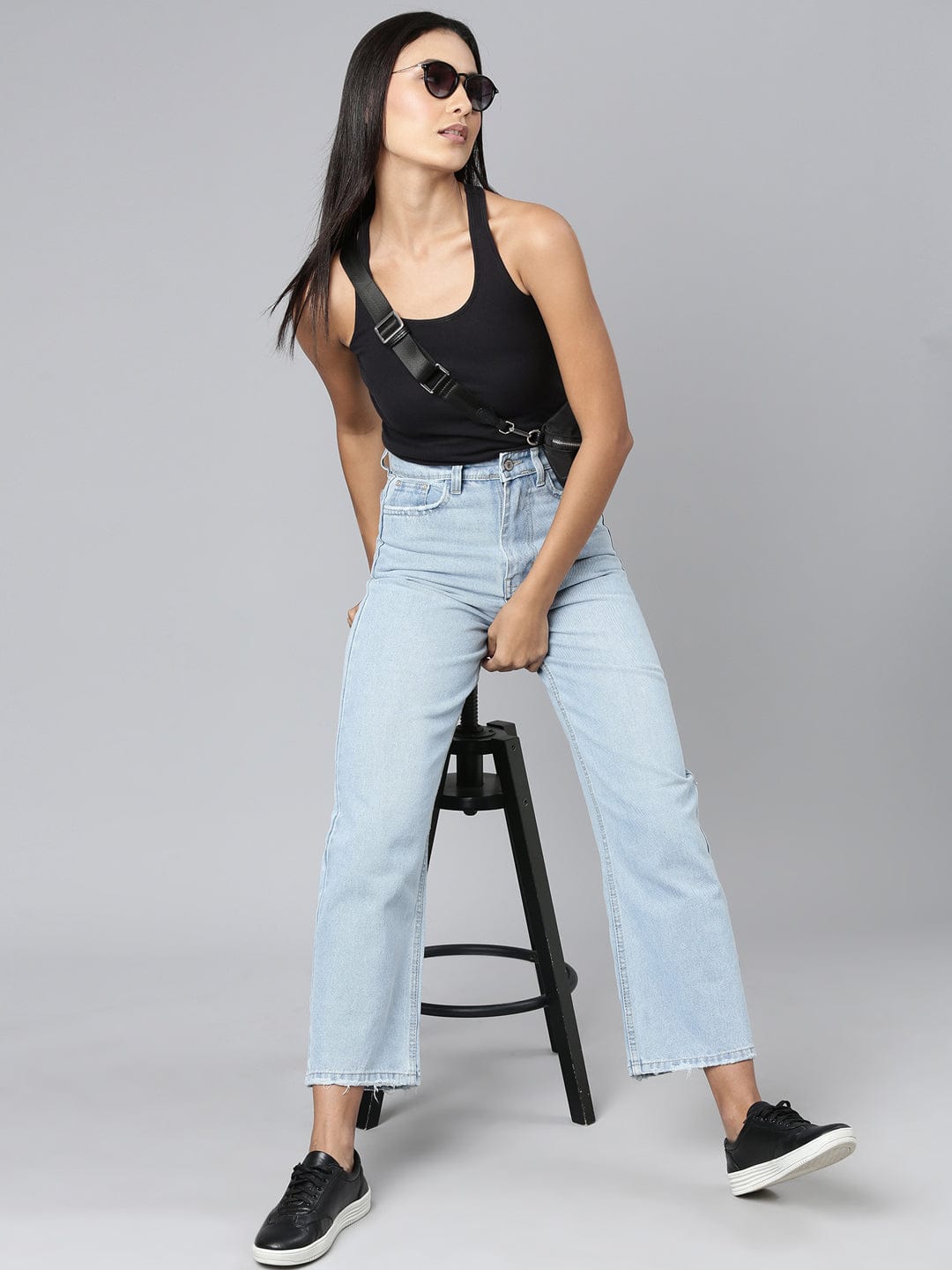 Women's Blue Mid Rise Wide Leg Clean Look Retro Denims Stretchable Jeans