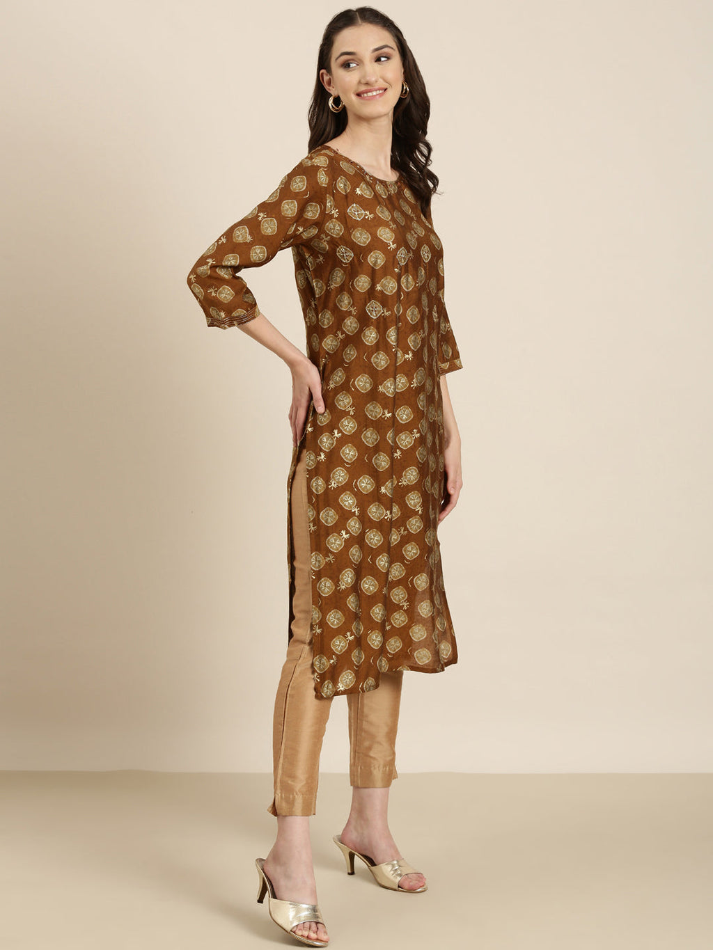 Women's Brown Ethnic Motifs Printed Sequinned Kurta