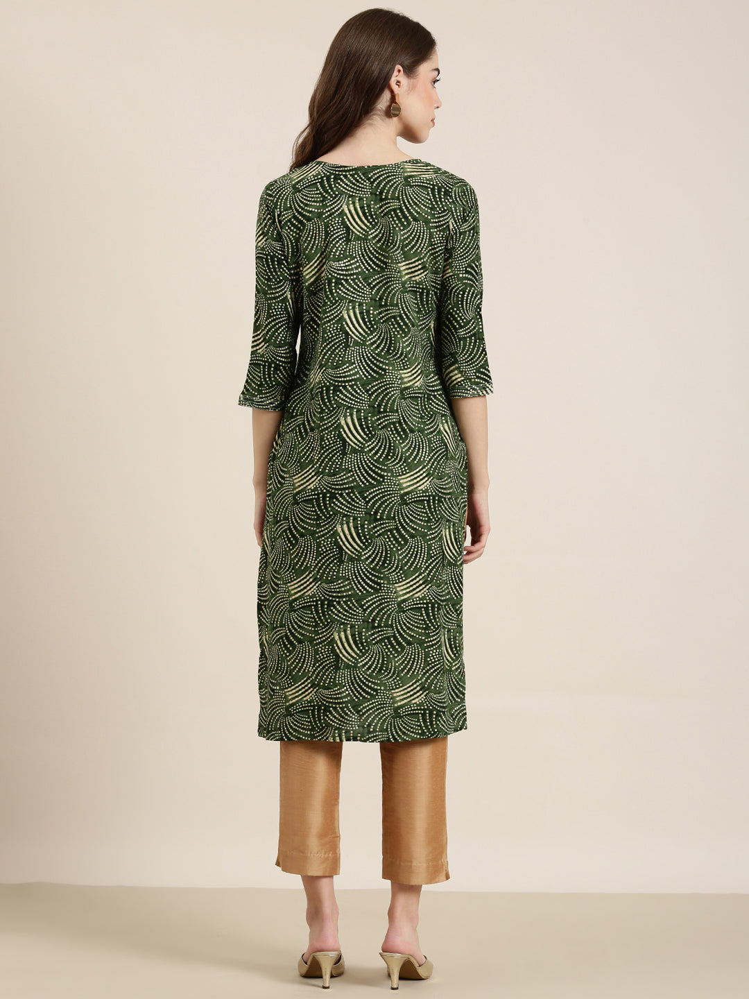Women's Green Ethnic Motif Printed Thread Work Straight Kurta