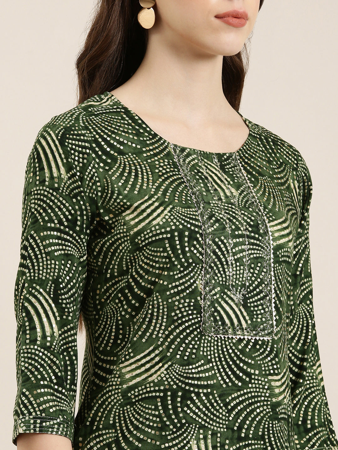 Women's Green Ethnic Motif Printed Thread Work Straight Kurta