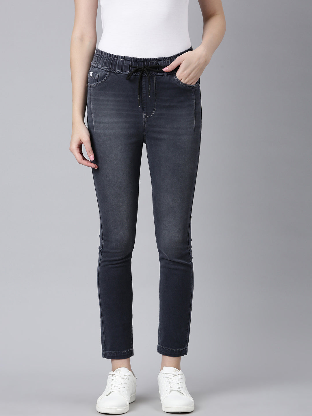 Women's Grey Slim Fit Light Fade Denim Joggers