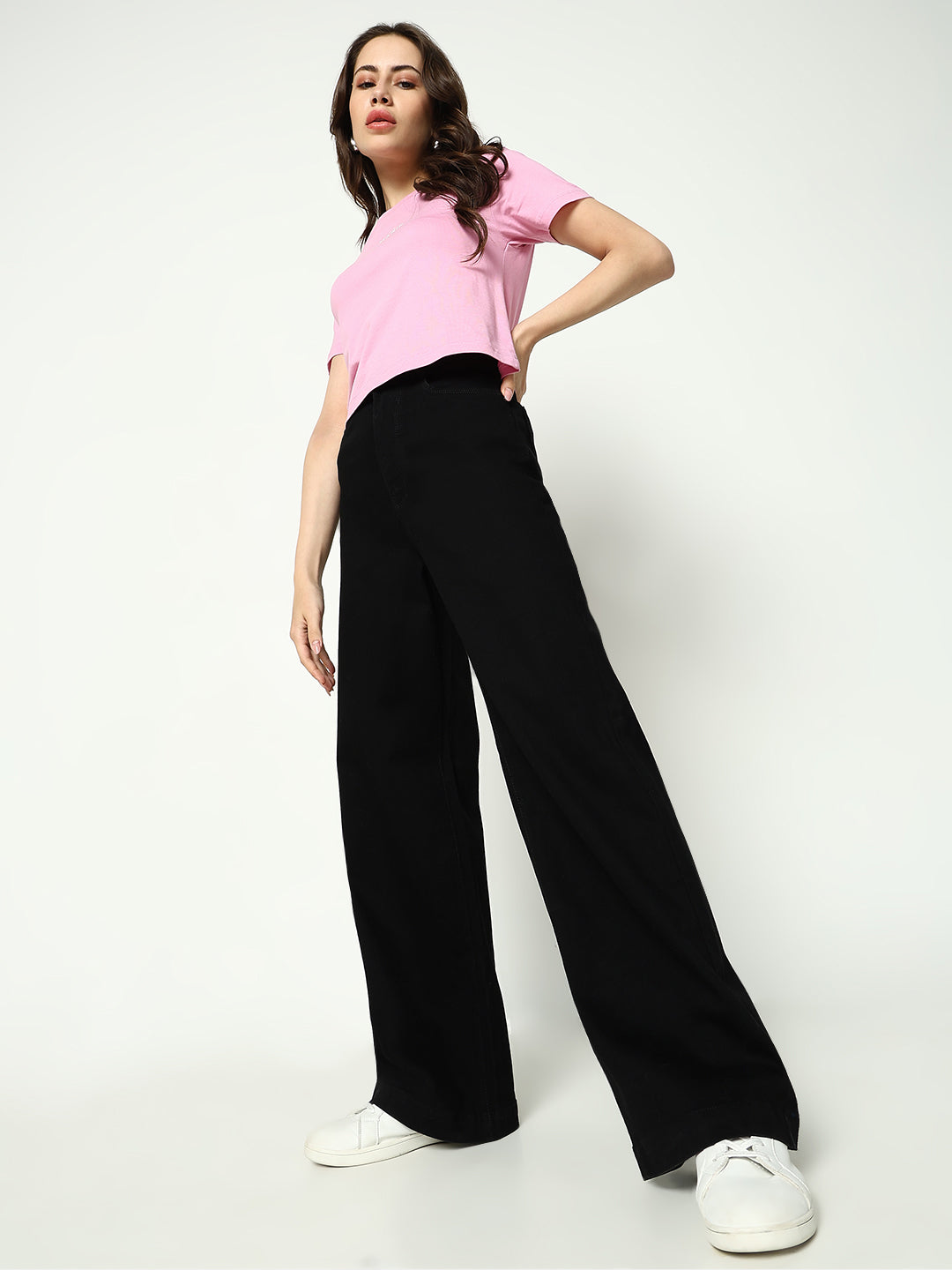 Women's Black Cotton Comfort Wide Leg Mid-Rise Jeans