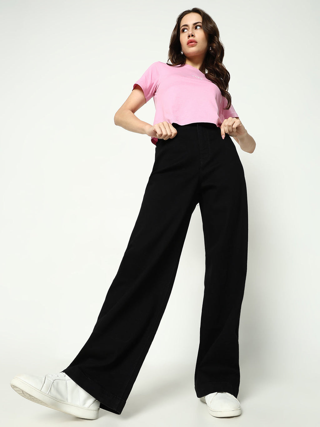 Women's Black Cotton Comfort Wide Leg Mid-Rise Jeans