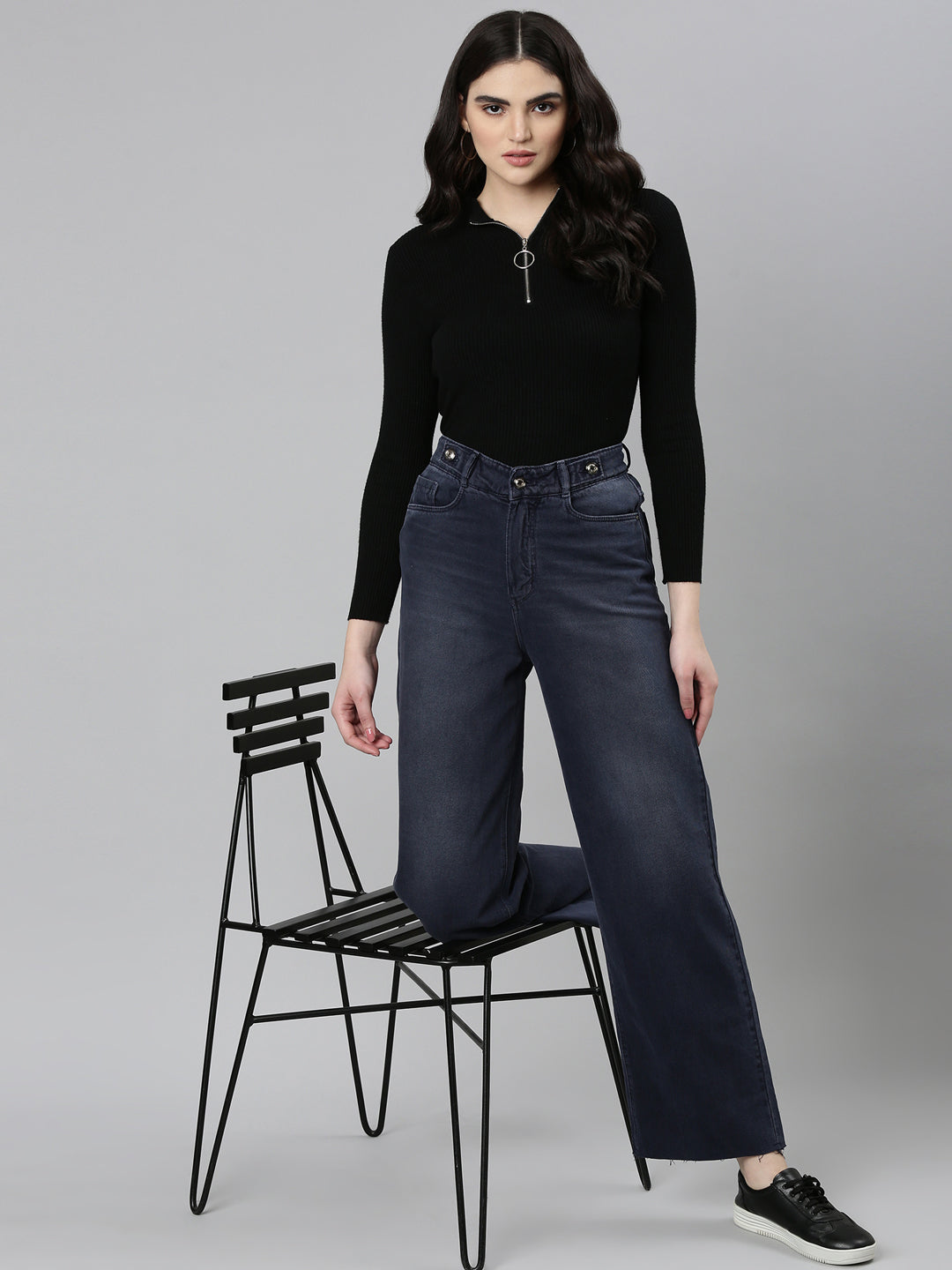 Women's Grey High-Rise Straight Fit Denim Jeans
