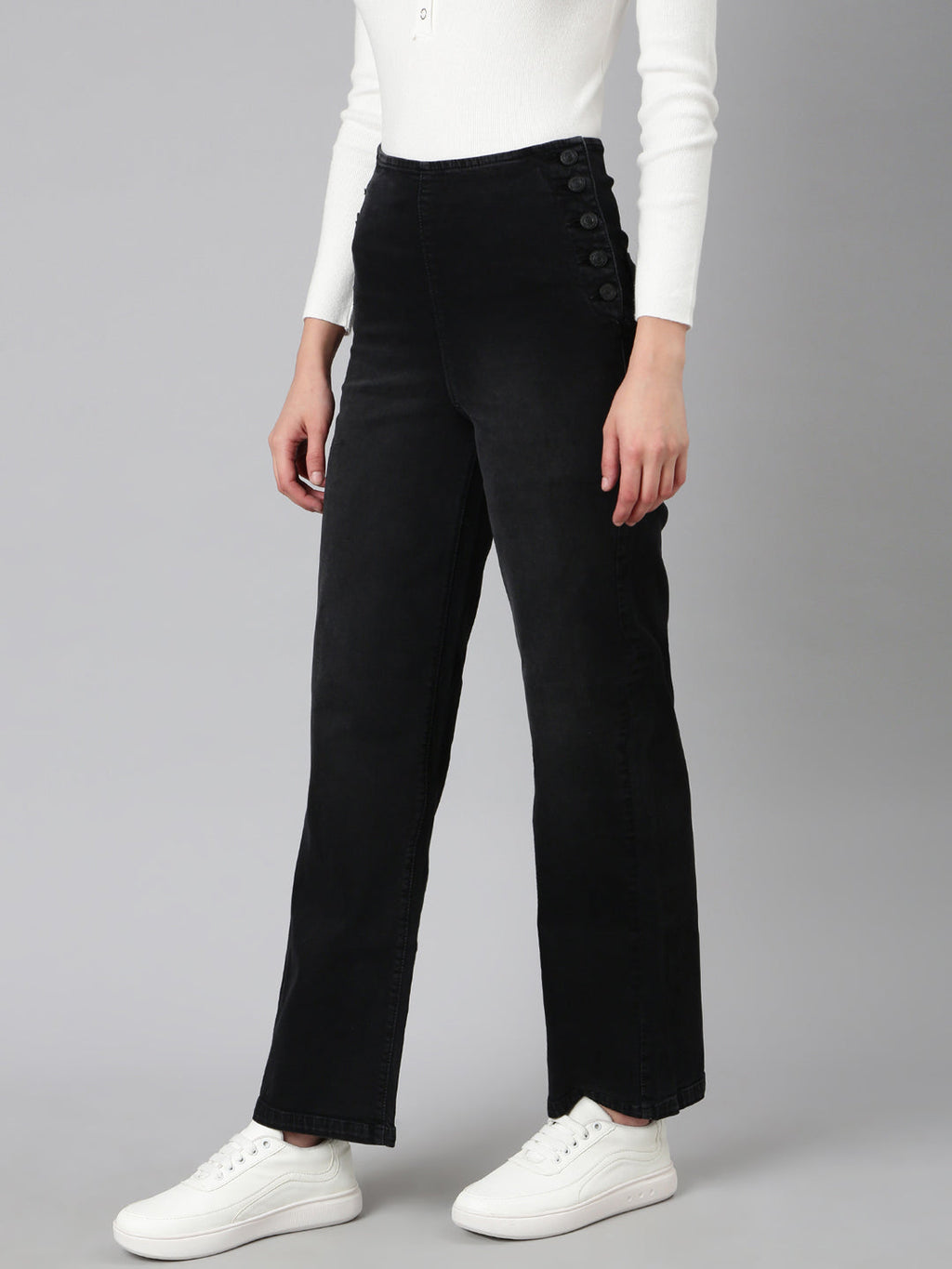 Women's Black Straight Fit Stretchable Denim Jeans
