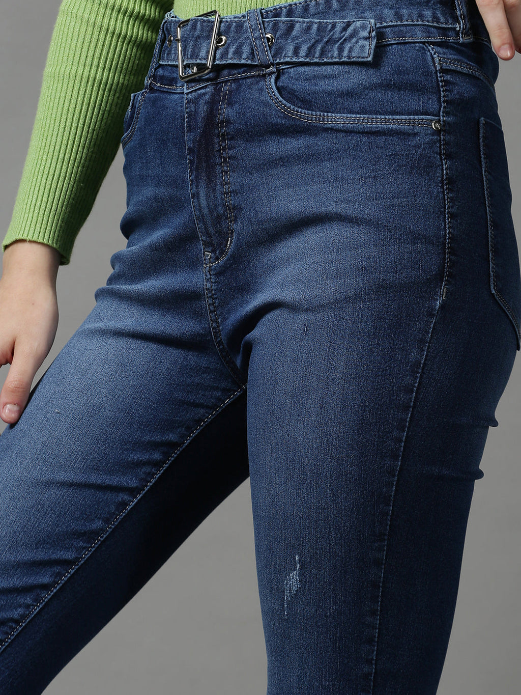 Women's Blue Slim Fit Low Distress Light Fade Stretchable Denim Jeans