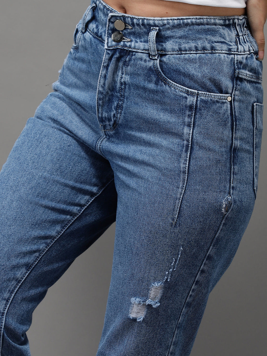 Women's Blue Jean Straight Fit High-Rise Mildly Distressed Light Fade Jeans