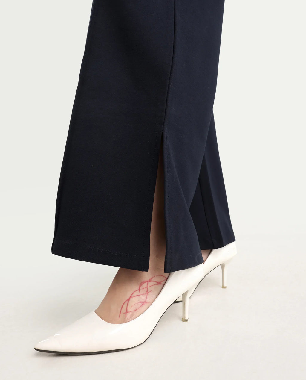 Rareism Women's Jancuri Navy Rayon Plain Ankle Length Straight Fit Trouser