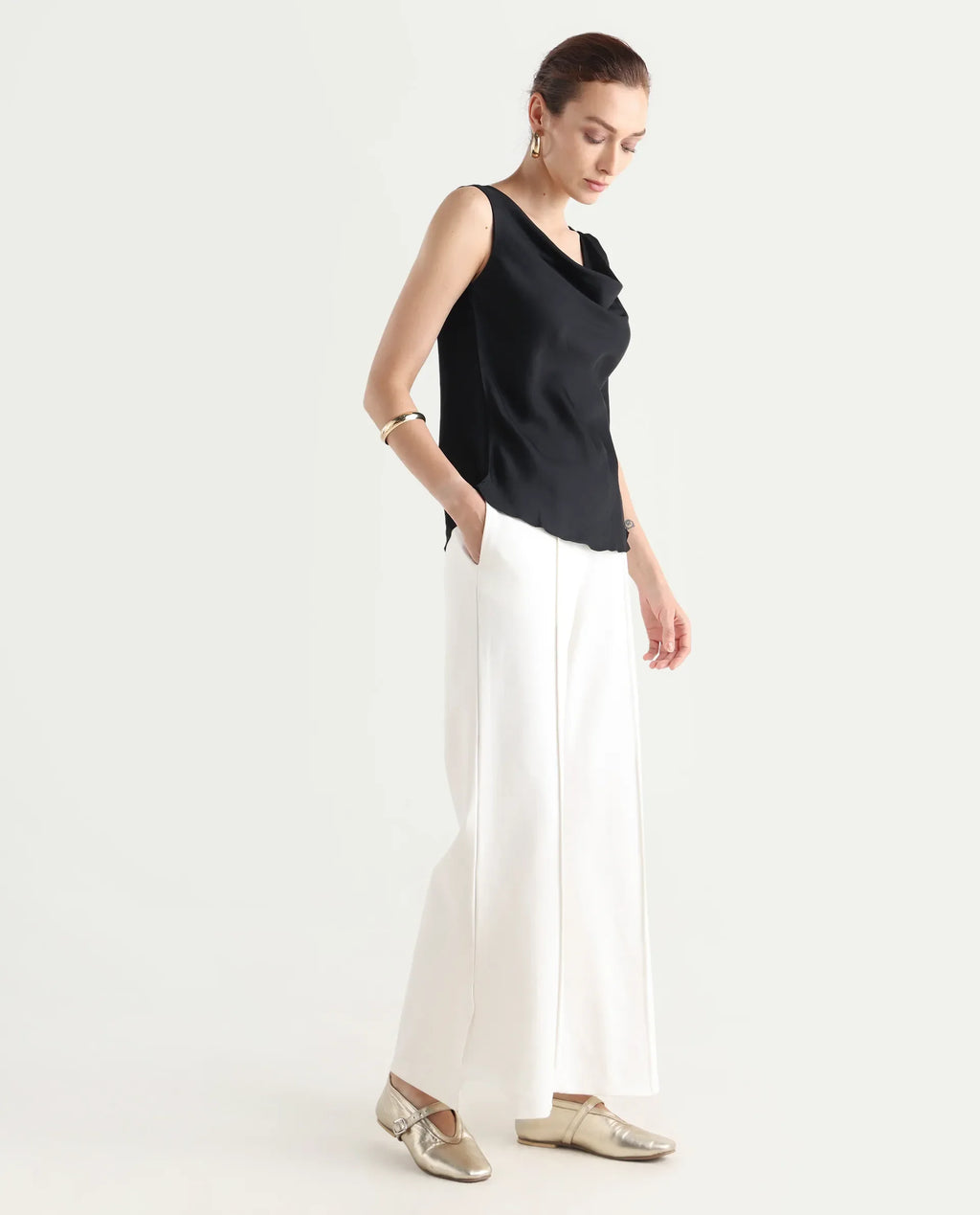 Rareism Women's Jancuri Off White Rayon Plain Ankle Length Straight Fit Trouser