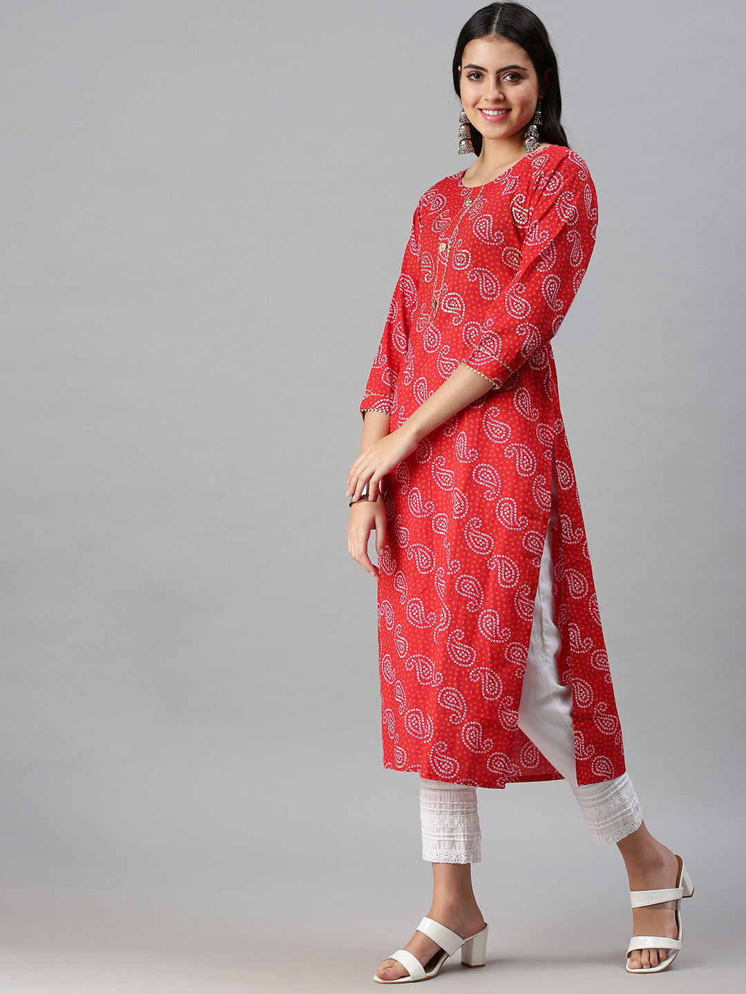 Women's Red Paisley Printed Straight Kurta