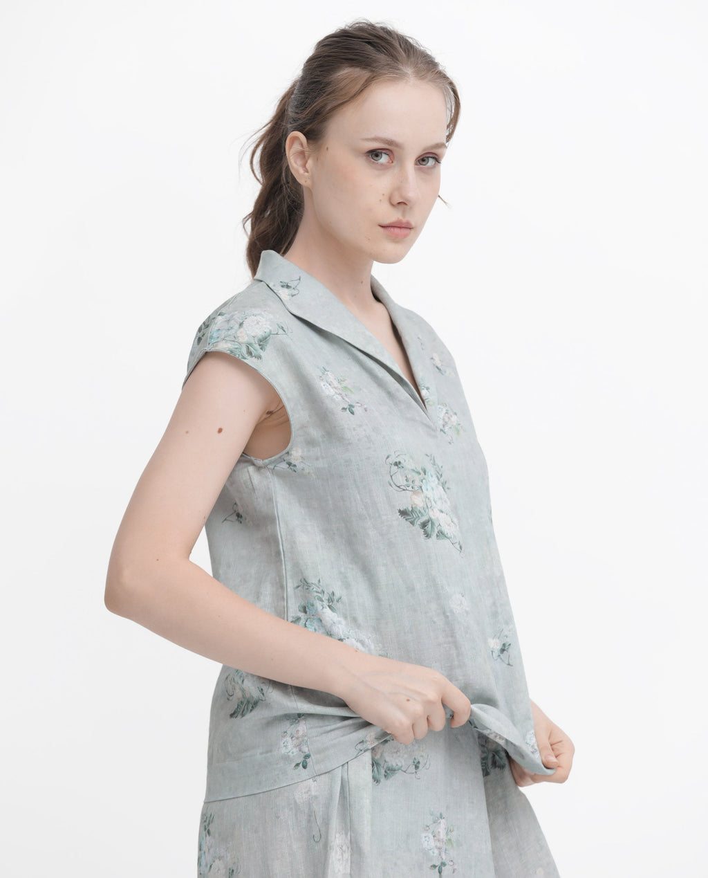 Rareism Women's Kyul-T Dusky Green Cotton Linen Lapel Neck Floral Print Extended Sleeves Regular Fit Top