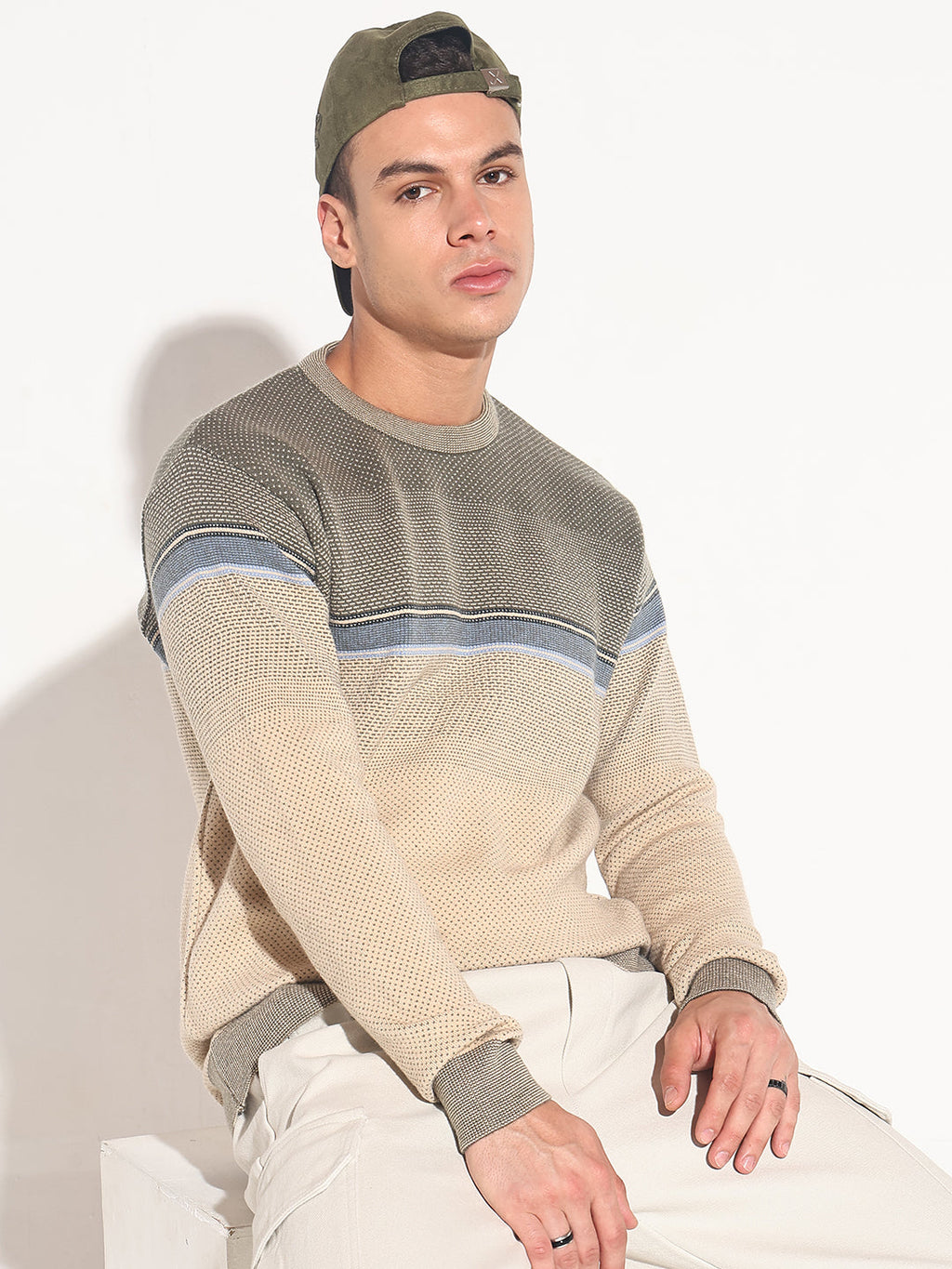 Men's Colourblocked Beige Ribbed Round Neck Sweater