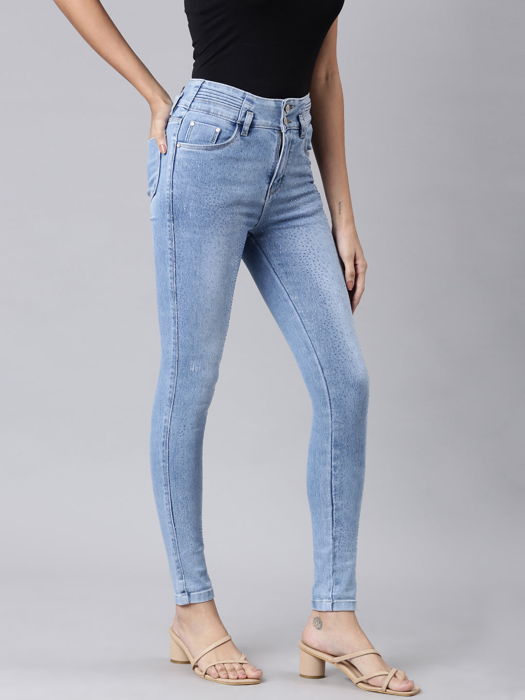 Women's Blue Straight Fit Mid-Rise Light Fade Embellished Denim Jeans