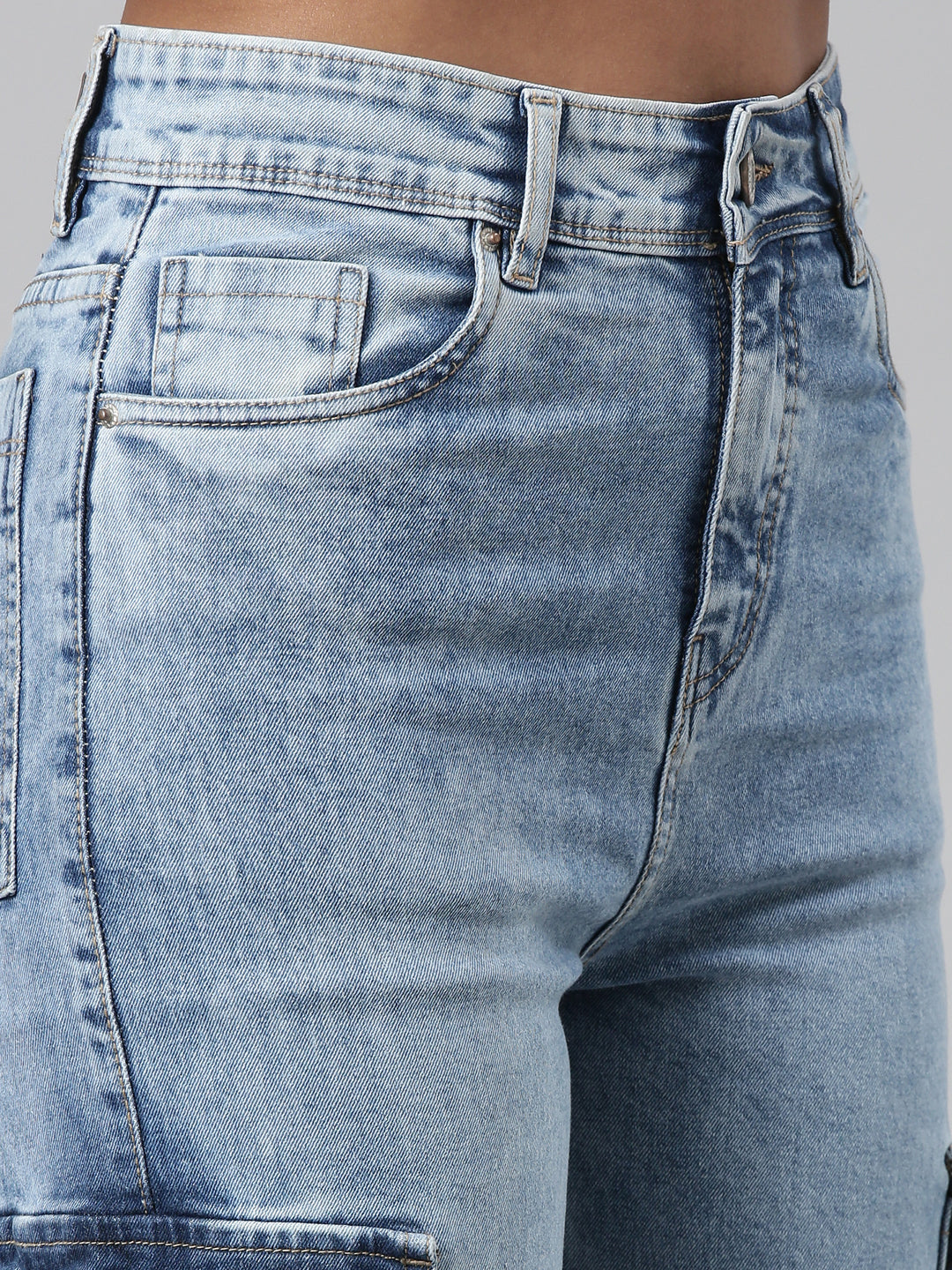 Women's Blue Jean Straight Fit Mid-Rise Heavy Fade Stretchable Jeans