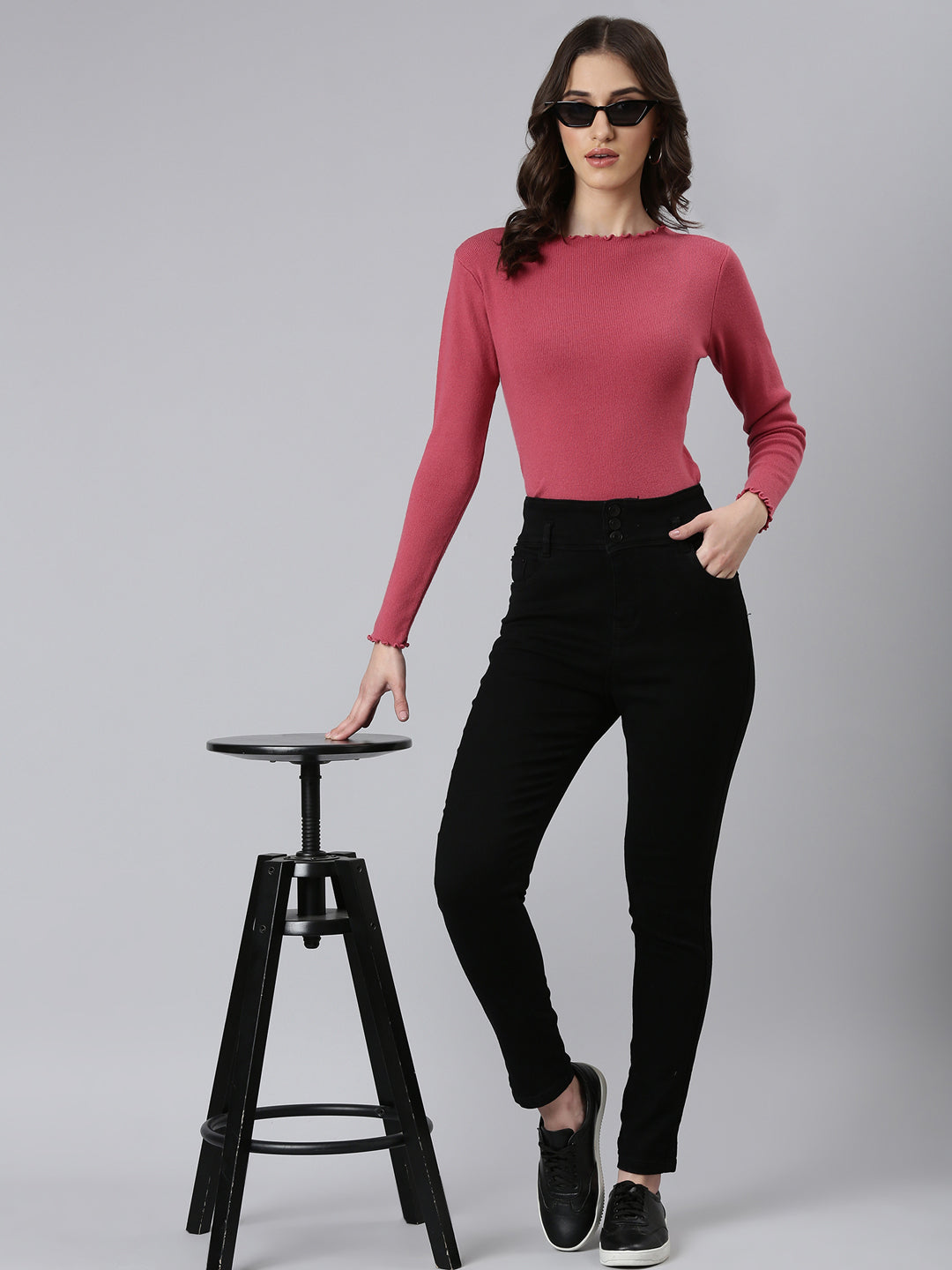 Women's Black Solid Skinny Fit Denim Jeans