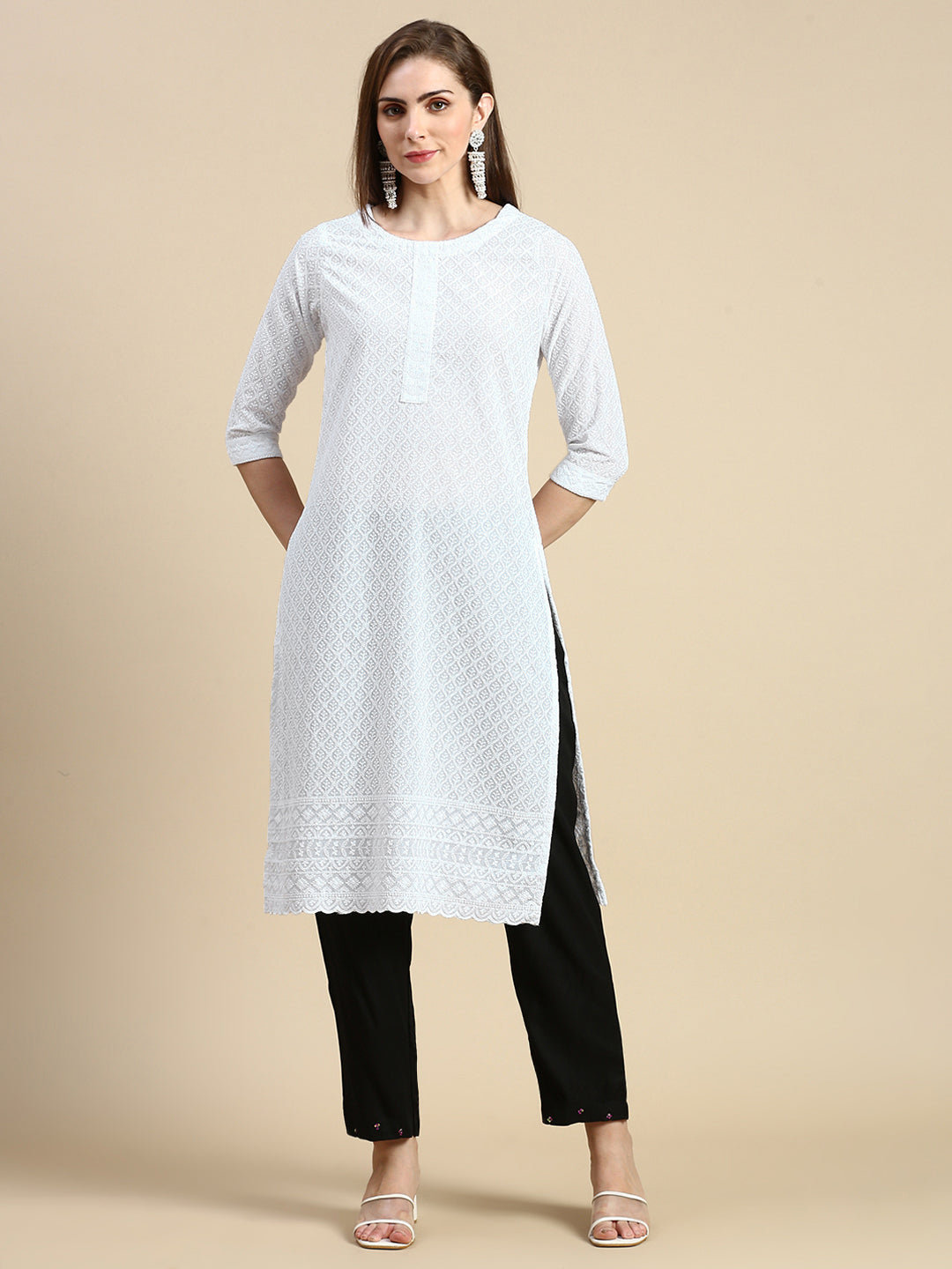 Women's Floral Chikankari White Straight Kurta