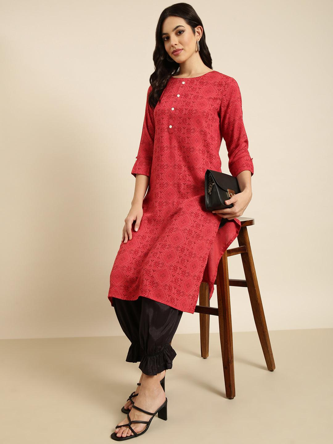Women's Straight Red Geometric Kurta