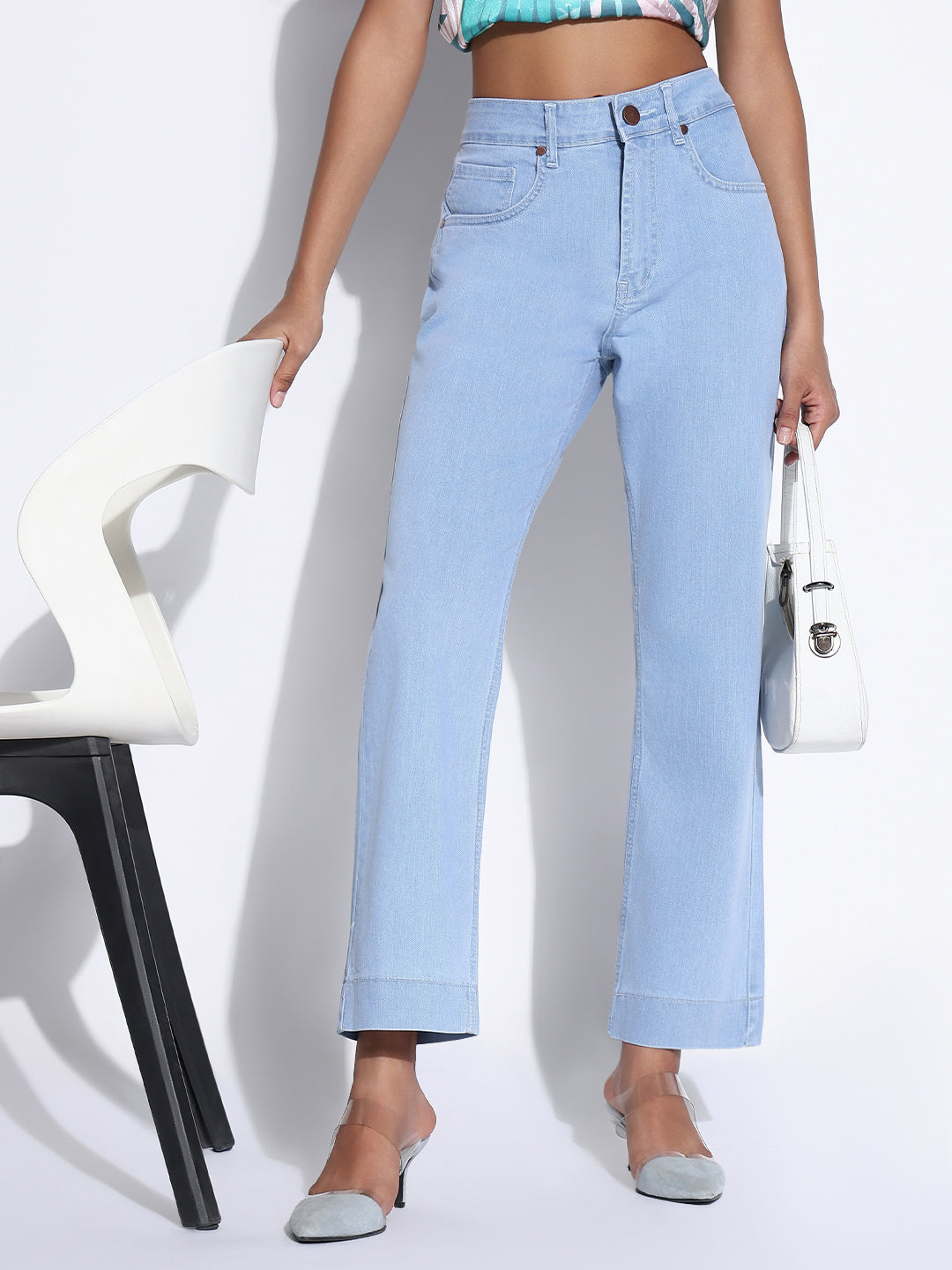 Women's Solid Light Blue Slim Fit Jeans