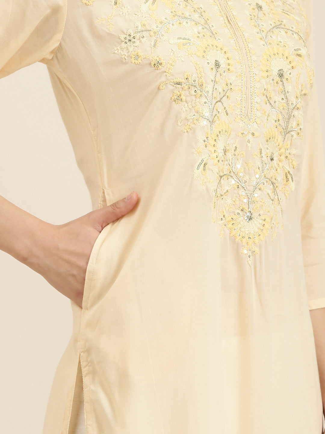 Women's Peach Solid Straight Kurta