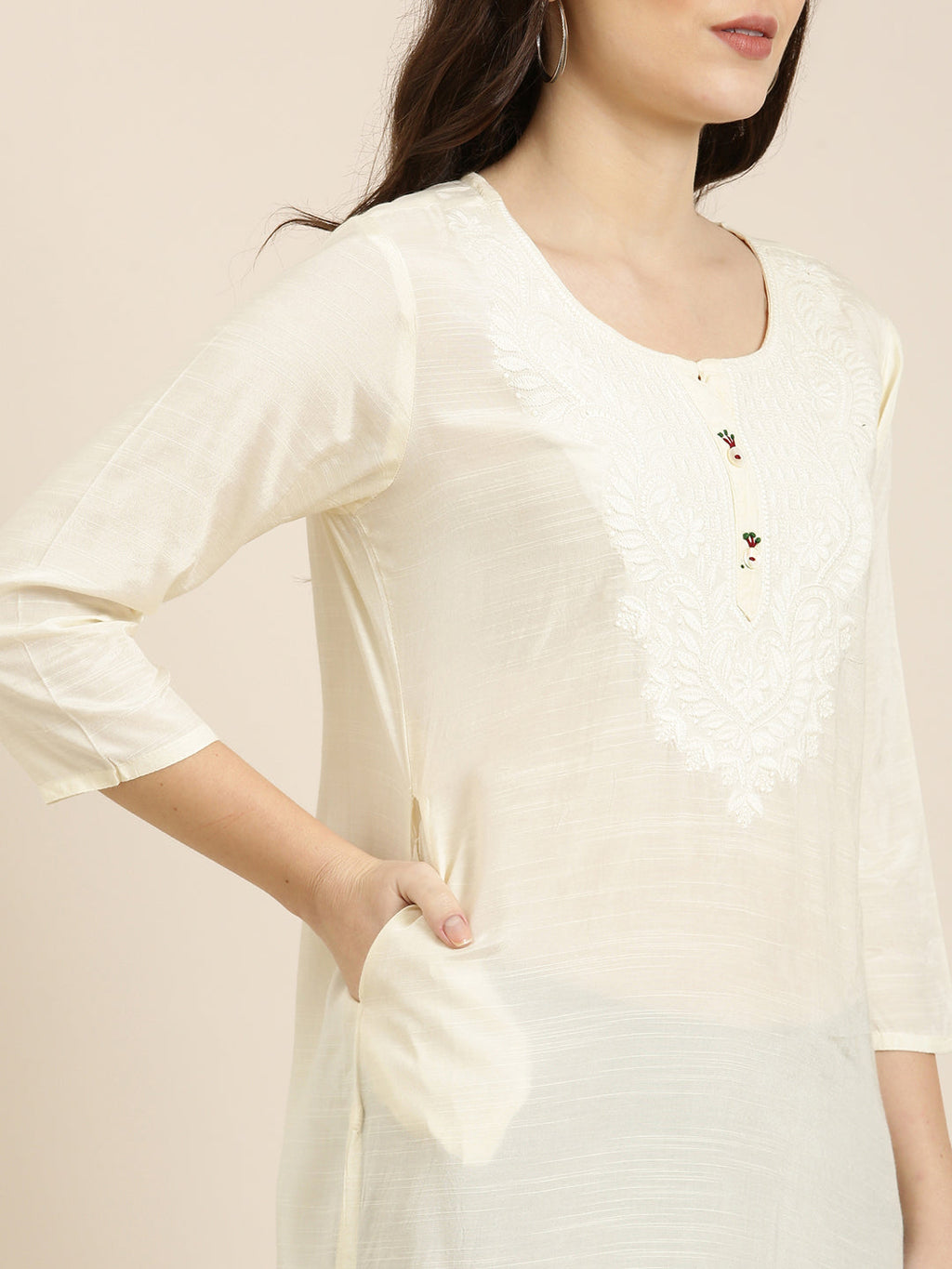 Women's Cream Ethnic Motifs Yoke Design Straight Kurta