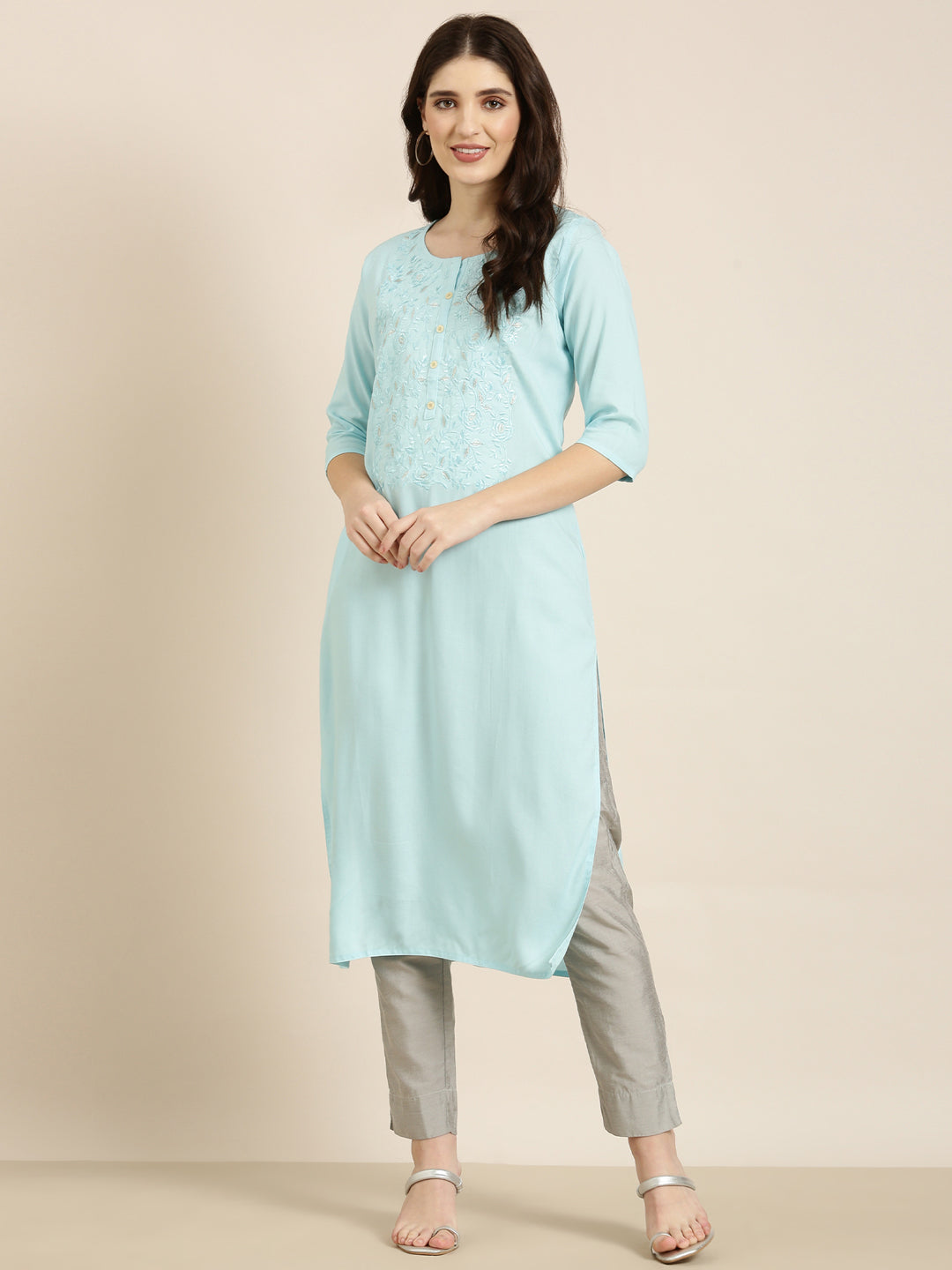 Women's Blue Floral Embroidered Straight Kurta