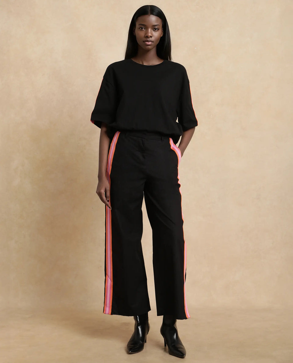 Rareism Women's Nonwen B Black Cotton Plain Ankle Length Wide Trouser