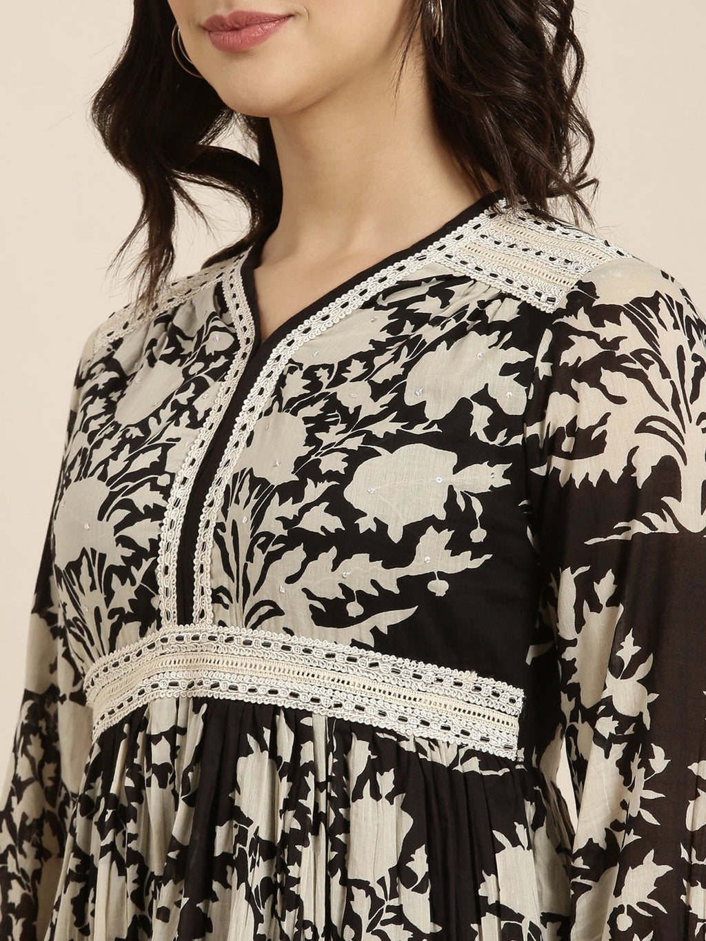Women's Anarkali Black Floral Kurta