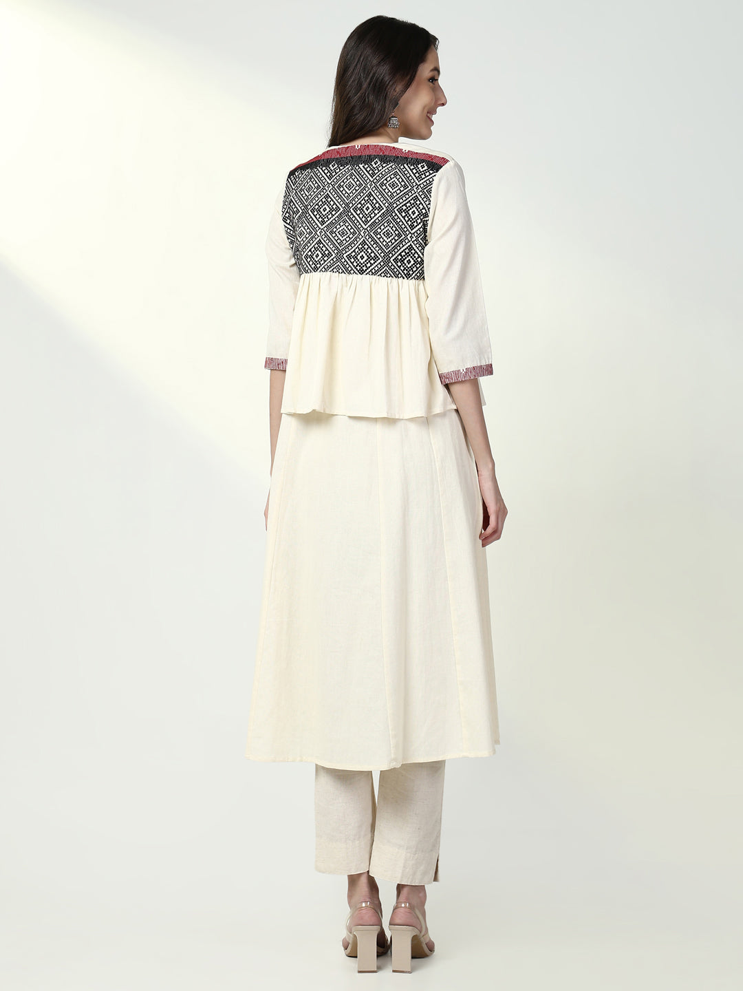 Women's Cream Solid A Line Kurta with Coat