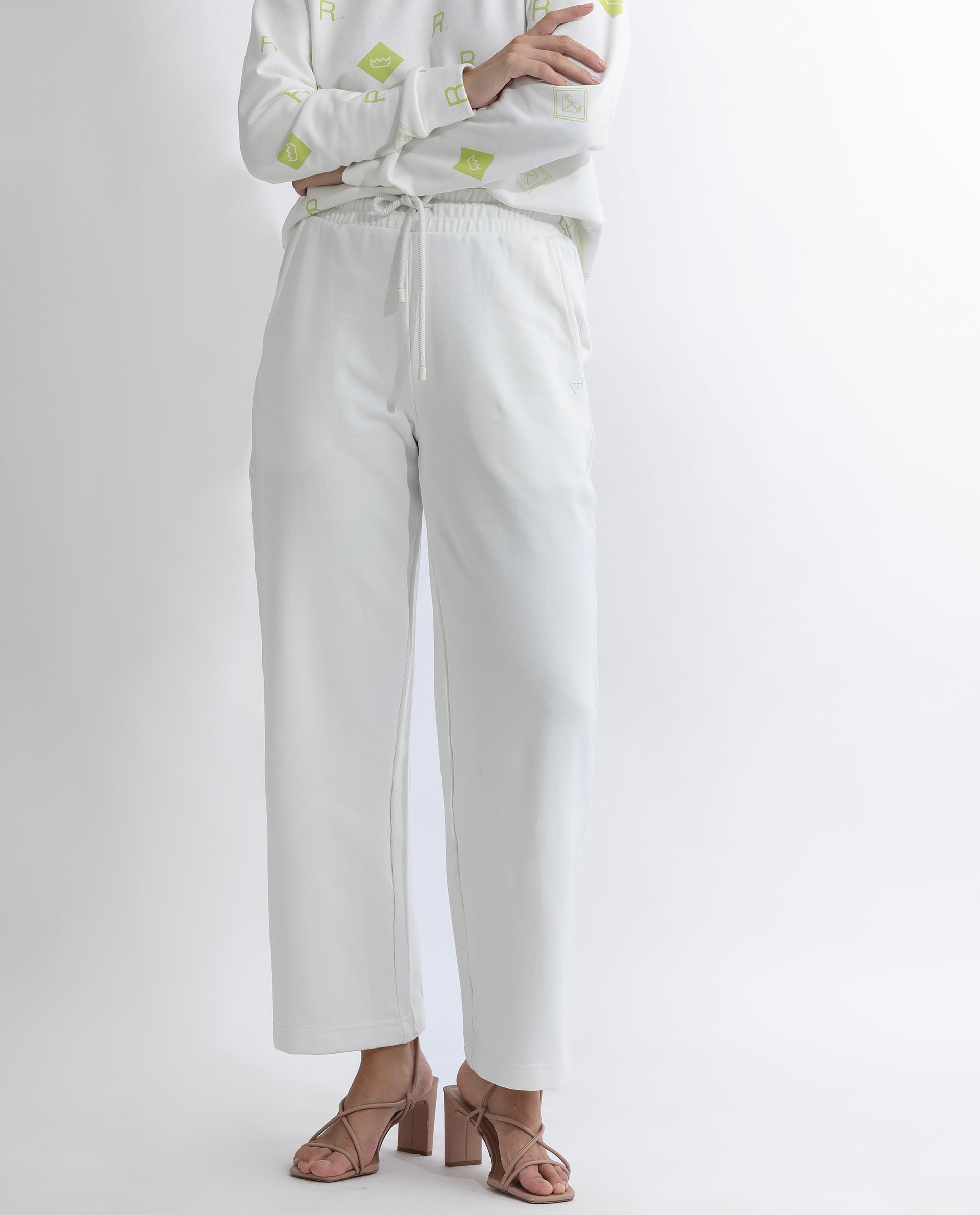 Rareism Women's Pazoo T Off White Cotton Blend Plain Ankle Length Flared Track Pant