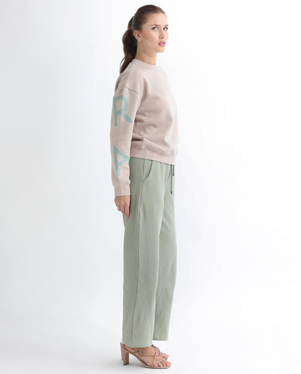 Rareism Women's Pazoo T Dusky Green Cotton Blend Plain Ankle Length Flared Track Pant