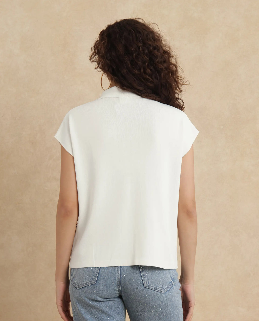 Rareism Women's Prepol Off White Viscose Blend Spread Collar Plain Extended Sleeves Crop Boxy Fit Top